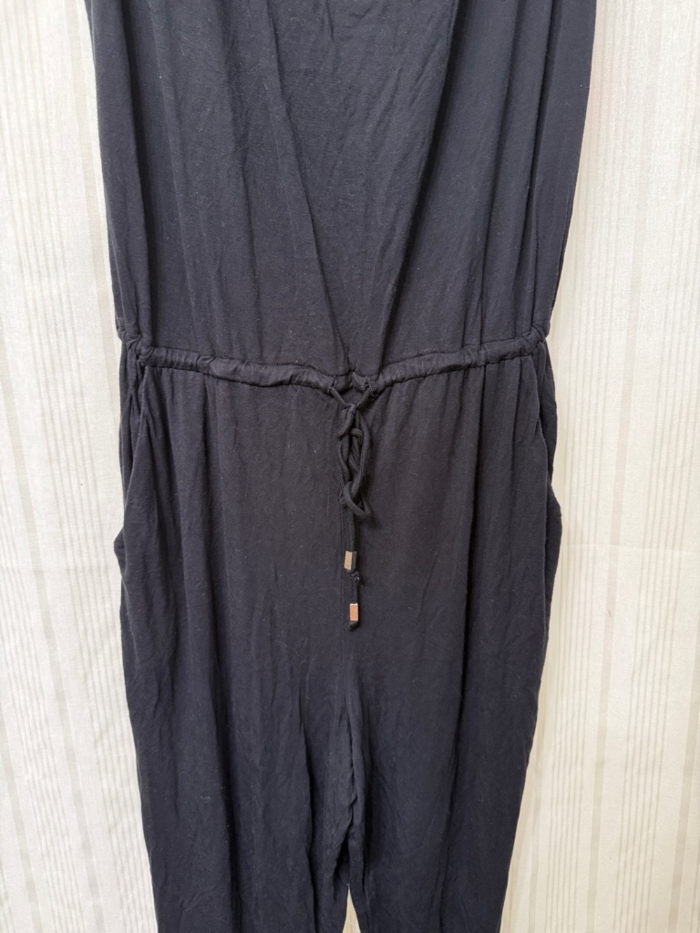 🌈5/$25 BUNDLE! Mossimo Black Drape Neck Jumpsuit with Pockets - Picture 4 of 7